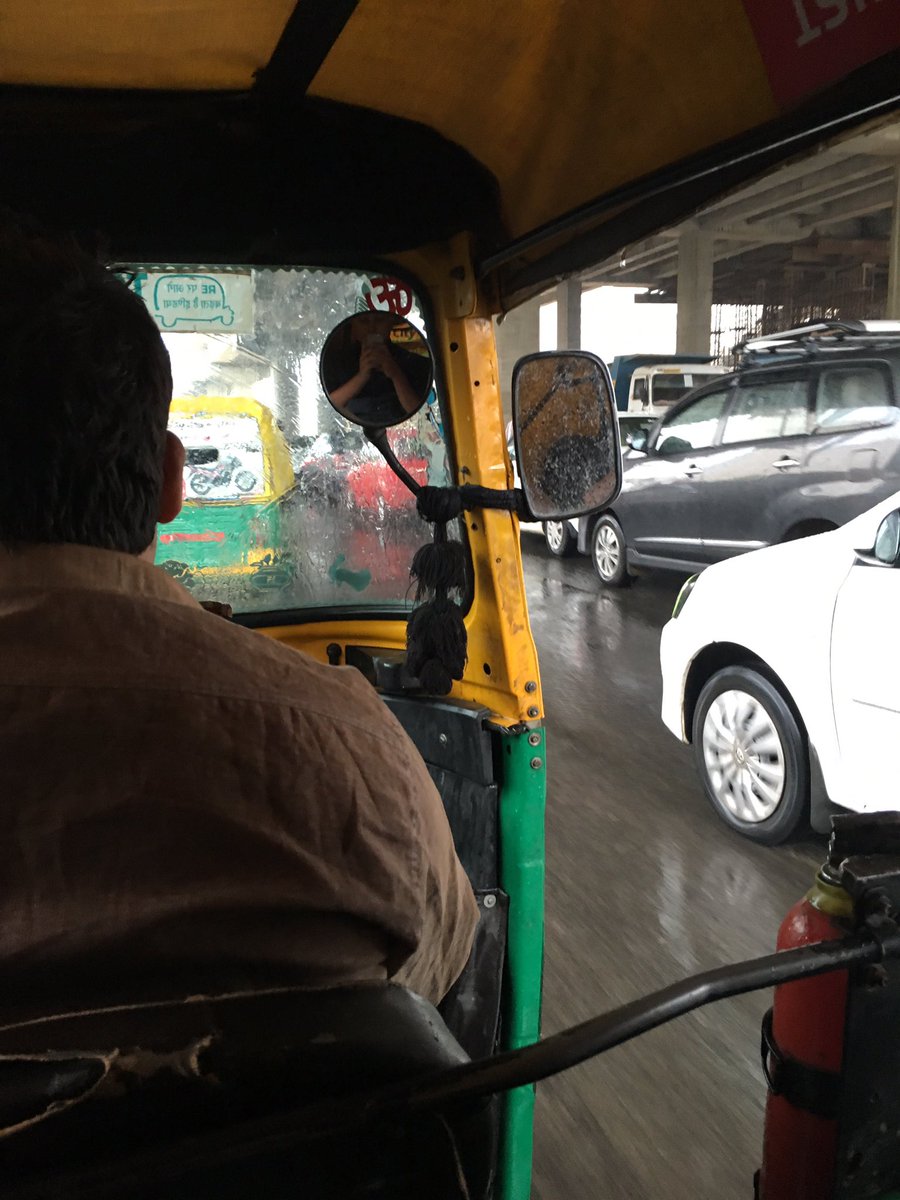 southdelhiboy's tweet image. Baarish Mai bhi traffic #gurgaonproblems #Gurgaon