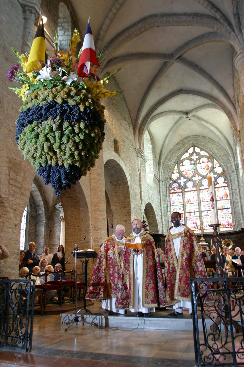 Le Biou &amp; La Percée du Vin Jaune votent pour ARBOIS ! youtu.be/dMd7u6uV-pg. #jevotearbois @villageprefere