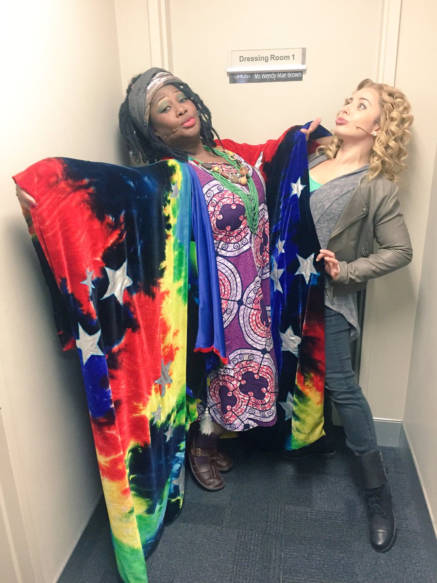 Monique Sallé tweet media