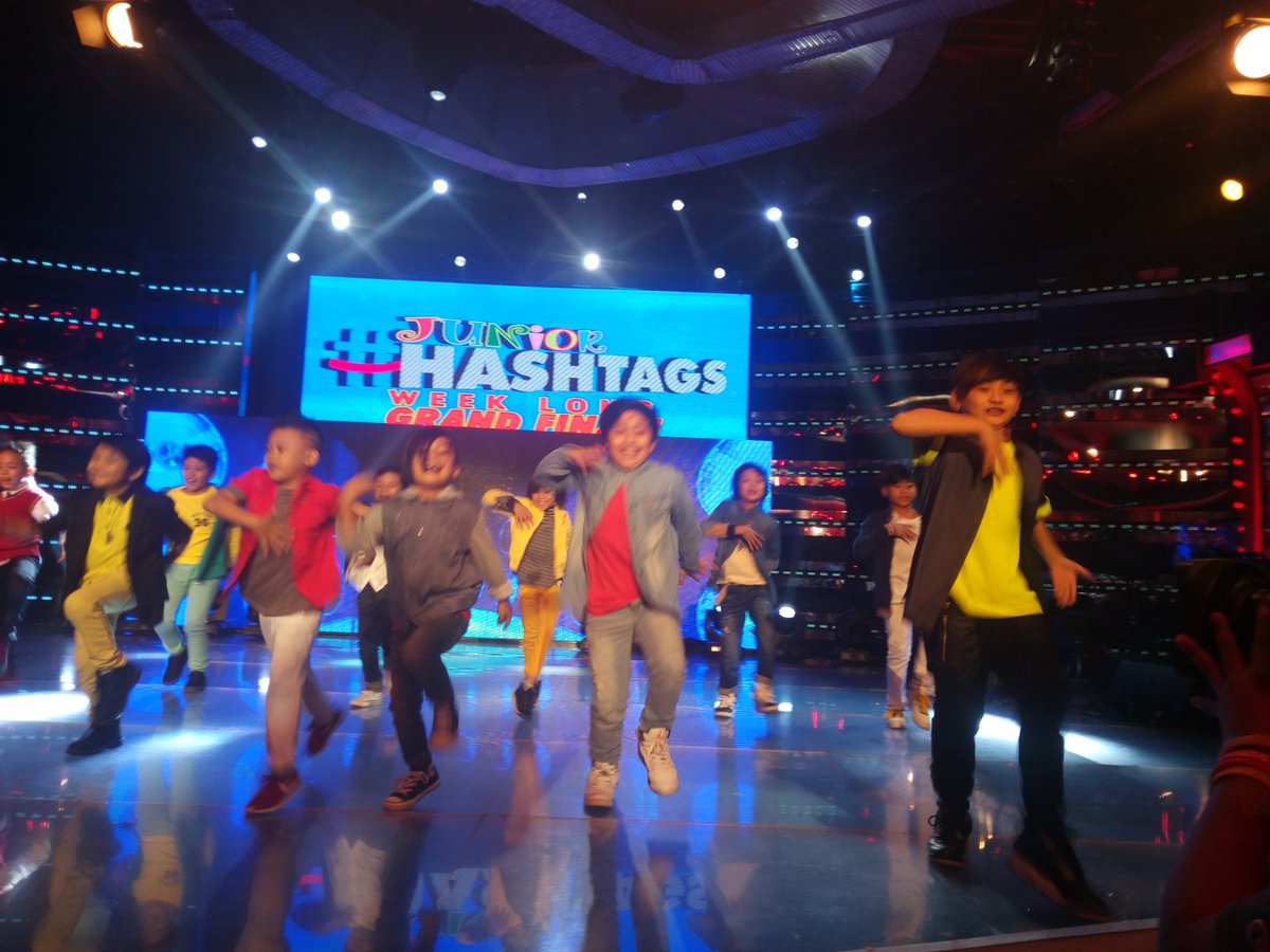 itsShowtimeNa's tweet photo. Sino sa mga Grand Finalists ang mapapabilang sa final lineup ng Junior Hashtag? #ShowtimeCutenessLunes https://t.co/vqSFJiRe0p