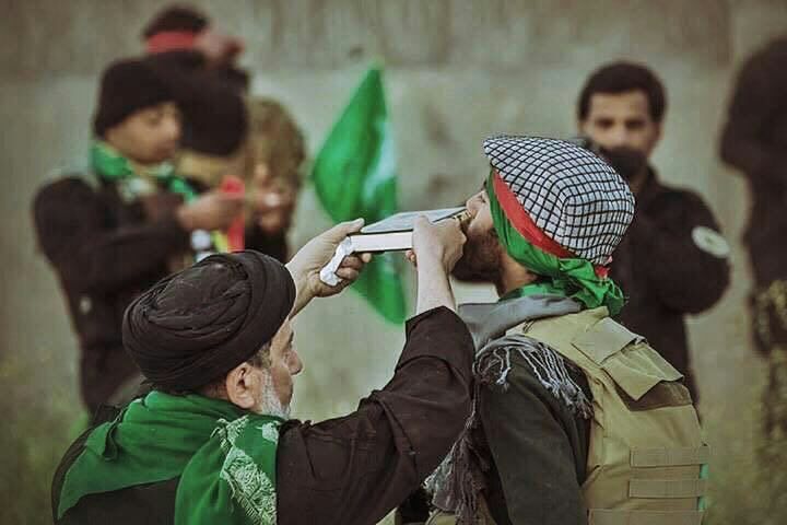 hoorpoor774's tweet photo. عباس عينك ع الحشد
بجاه العقيلة ارعاهم..

عدهم عوائل تنتظر 
جيتهم وملگاهم.

بهم_ننتصر
الحشد_الشعبي_المقدس 
@rmh3744 https://t.co/LSC4rN2OuE