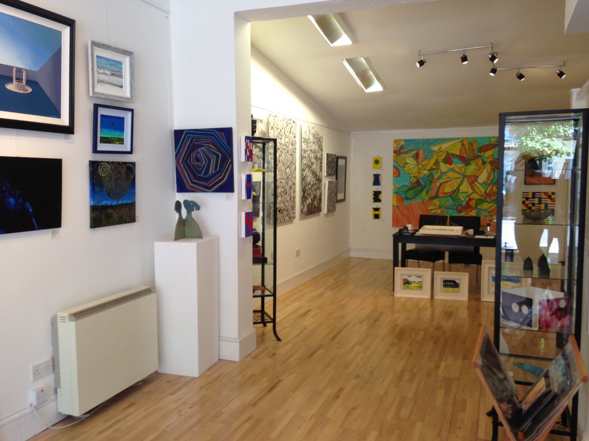 TetherBelfast's tweet photo. Open until 4pm @ArtisAnnBelfast Gallery at 70 Bloomfield Avenue - do drop by
https://t.co/lHBpGG4IM7 #art #belfast https://t.co/OUyLGwWsbf