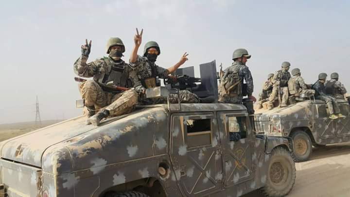 jabaar313's tweet photo. لوًكان الحشد الشعبي يعتدي علىً #نساء الفلوجه 
لما اختار الدواعش زي #النساء  ليهربوو

#الہرافُہضيہ https://t.co/YpRGc6vpEJ