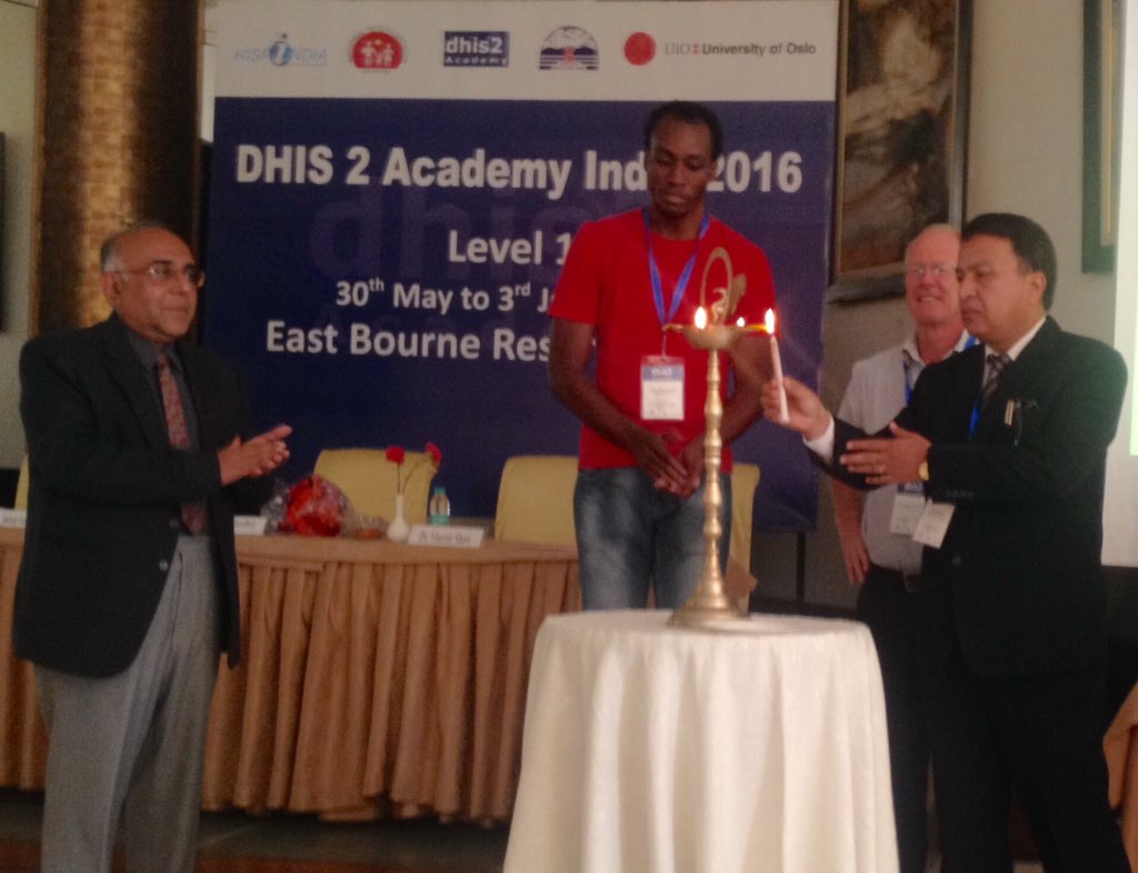 madhavjee's tweet image. Anilb Thapa from #Nepal with intl reps officials for inaugural lighting #DHIS2Academy @dhis_2 #Shimla #Day1