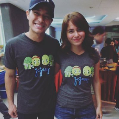 PagongSaCEBU's tweet photo. COuple Shirt LoveTeam Goals โค
@khangkers @akosijcdeberat
#ForeverPagongFan #JCJM
#perfectlover #TeamJJ
@CebuTeam https://t.co/qziRQGC9gz