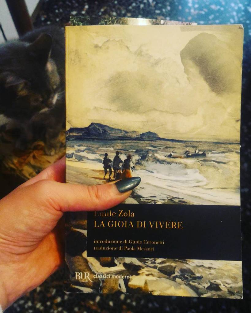 Maettina's tweet photo. Oggi si inizia "La gioia di vivere" di Émile Zola #emilezola #book #libro #bookworm #booknerd #rizzoli #bur #inlett… https://t.co/BZmgUwb7hn