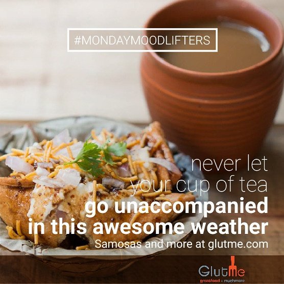 GlutMe's tweet photo. Lift your spirits with this classic combination of chai and samosa! #MondayMoodLifters https://t.co/b5tSzlIZgj