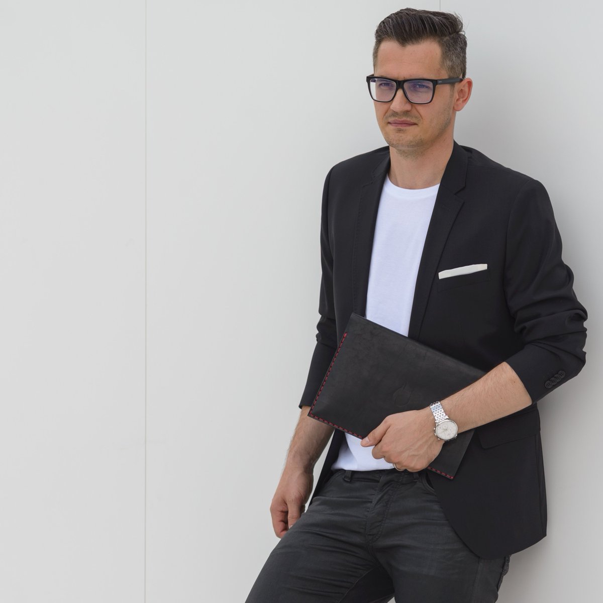 firecult's tweet photo. MacBook Leather Sleeve, Entrepreneur Collection
https://t.co/2gUqG4hv8d

#macbook #macbooksleeve #macbookcase https://t.co/0v2Wb0qHUM