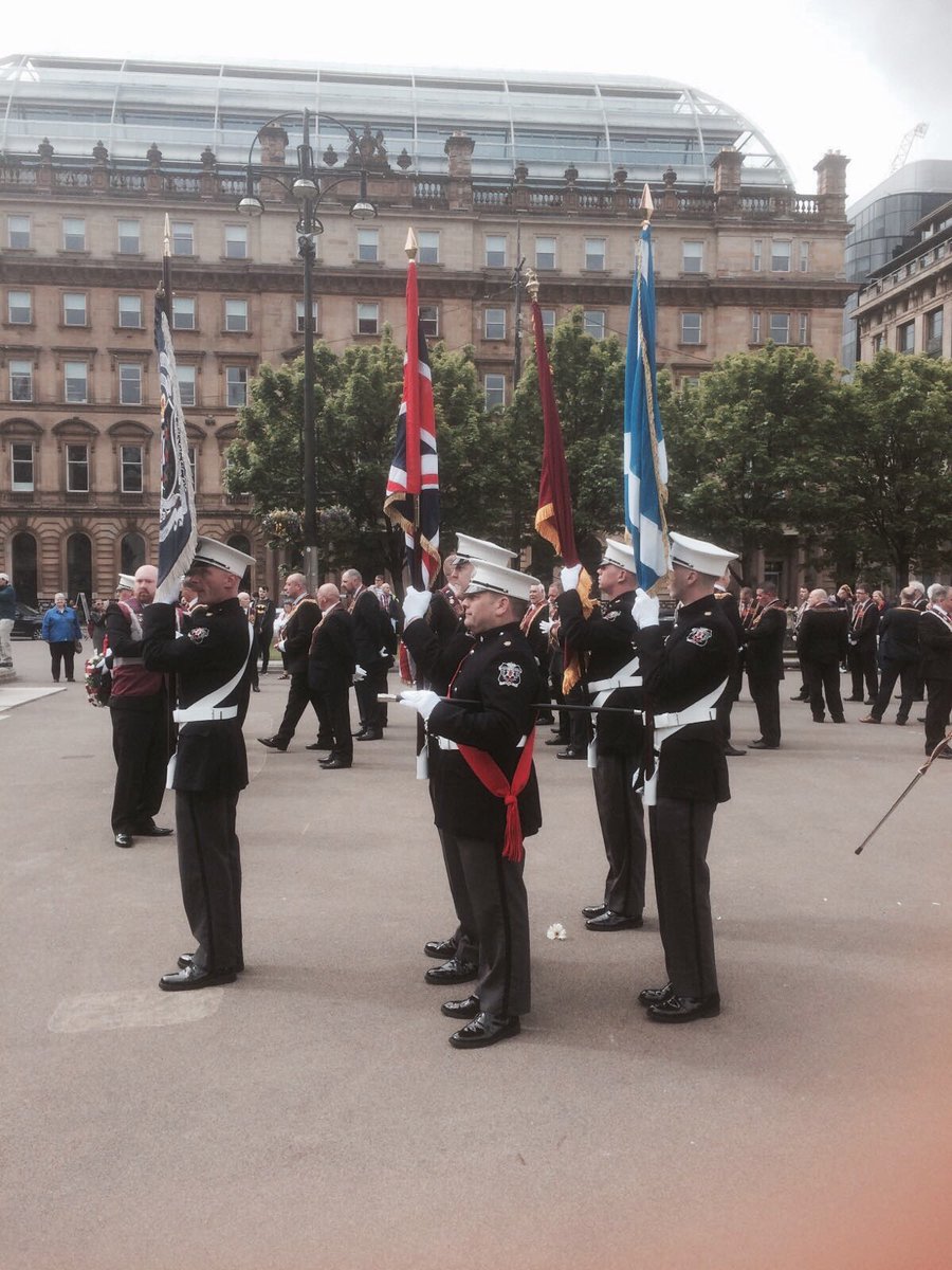 ylfb's tweet photo. A few more from ABOD parade on sat https://t.co/b0Tu3cX4xv