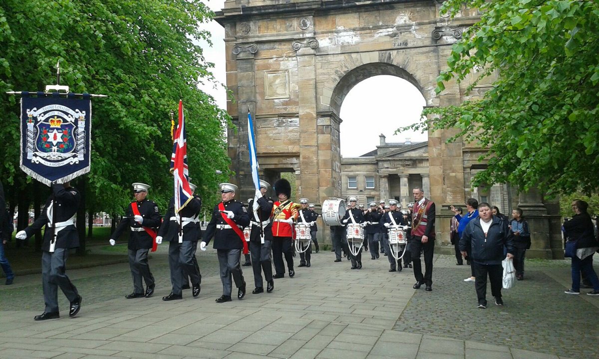 ylfb's tweet photo. A few more from ABOD parade on sat https://t.co/b0Tu3cX4xv