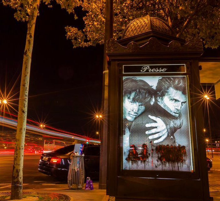 StArtEverywhere's tweet photo. Unveiling Beauty • Paris • 2015
Photo by @hookedblog
#vermibus #unveilingbeauty #art #adbust #adbusters #adbustin… https://t.co/0KathQkVgR