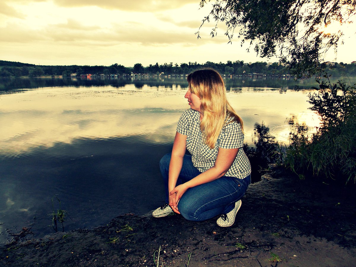 Boozanovskaya's tweet photo. #выходной #островхортица #запорожье #city #отдых #свежийвоздух #вечер #пляж https://t.co/EYM6qGJU6v