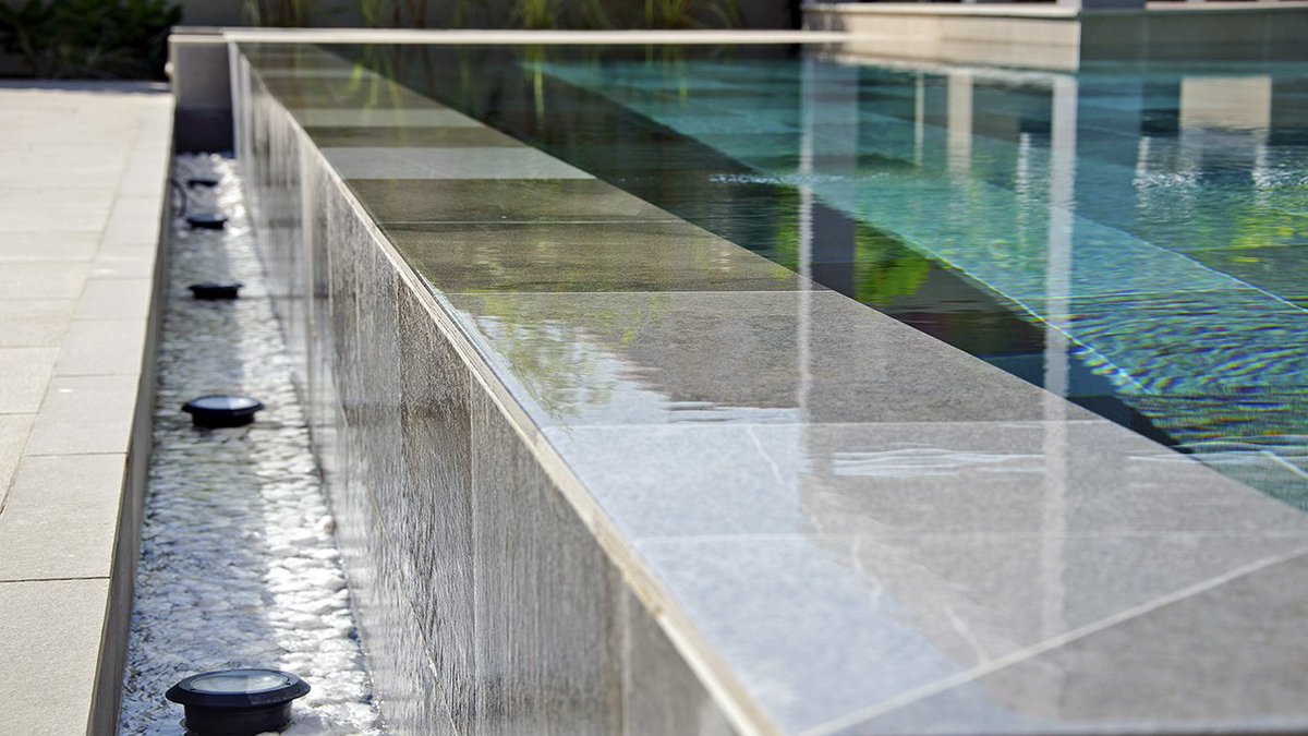 ceramichekeope's tweet photo. #KProjects in #Dubai 
Thanks to @HolidayLightz for kind cooperation!
#Porcelain #swimmingpools https://t.co/vXUNCdHL98