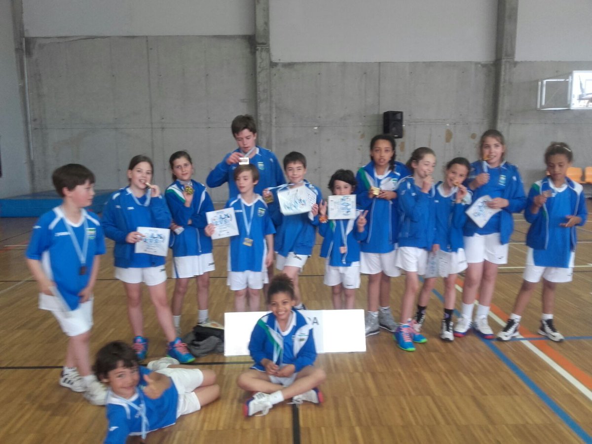 El alevín, Angel de la Guarda-Airexa CAMPEON@S de liga. Campeon@s, campeon@s oe, oe, oe!!1
airexa.es/el-alevin-ange…