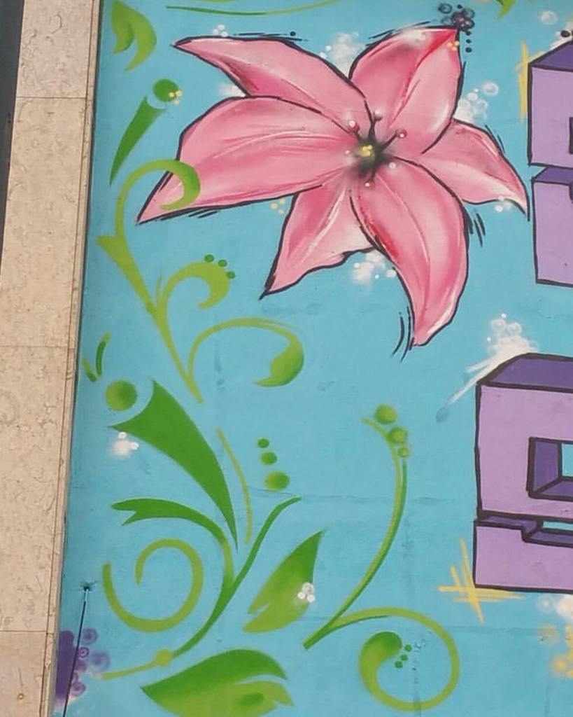 ValentinaDdiaz's tweet photo. trabajo realizado en santutxu ! #flores #graffiti #instagraffiti #florwer #art #work #graffitiwork #graffitibilbao … https://t.co/4FeNccxB9E