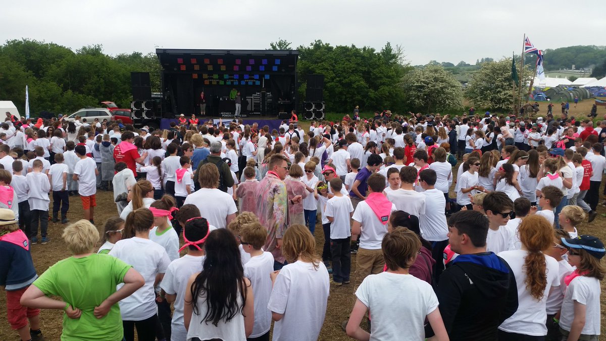 The Scouts are ready for the colour run - here they are looking clean-ish before we start! <a href="/AvonJamboree/">Avon Jamboree</a> #ASJ2016