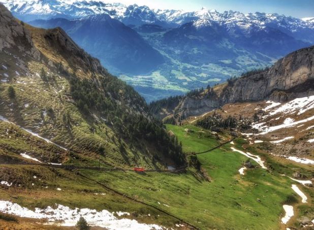 TrafalgarLiezel's tweet photo. "Red cog-wheel train carrying us up Mt Pilatus, Switzerland!" - @debratrafalgar Travel Director #SimplyTrafalgar https://t.co/XJehAQ7BNE