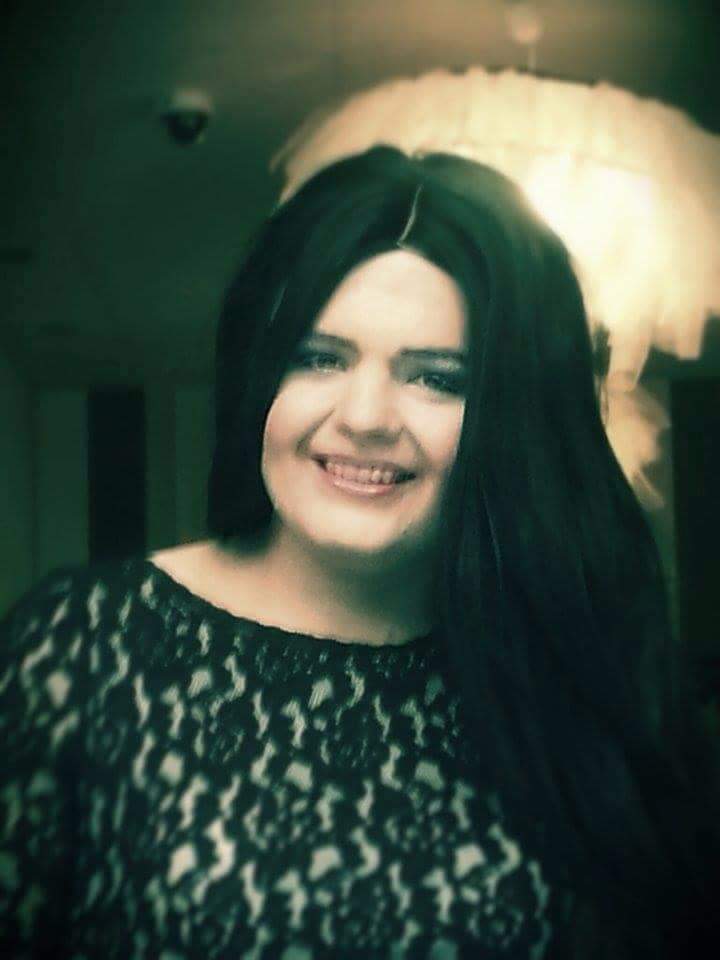 Sheryl_Melhoff's tweet photo. #blackhair  #blacklace #smile https://t.co/aAHpBDFNJ0
