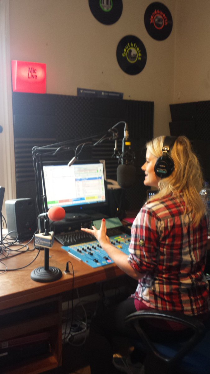 Jam_onToastUK's tweet photo. We're here with @WandsworthRadio  talking about our show #keepitreal @NewWimbStudio Mon 6th June, 8pm https://t.co/QbQdM2Iopb