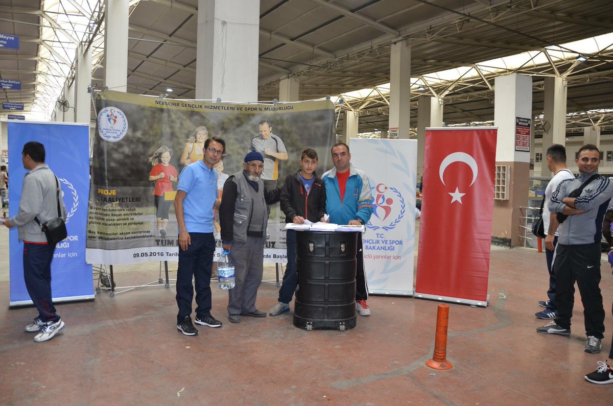 GSB_Nevsehir's tweet photo. Nevşehir de Ailelerden tam destek!Hem Yeni Nesil Sporla Büyüyor,hem de Aileler Spor Yapıyor #NevşehirTesislerimizde https://t.co/D2sPg4DN8o