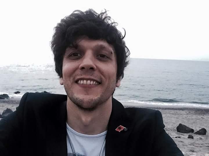 kyaralasconi's tweet photo. Buongiorno @MetaErmal
#Volevodirti Oggi ho deciso di indossare il #Sorriso che ieri ci hai regalato.
#Metasmile ❤➕😎 https://t.co/Q9m3v4zx51