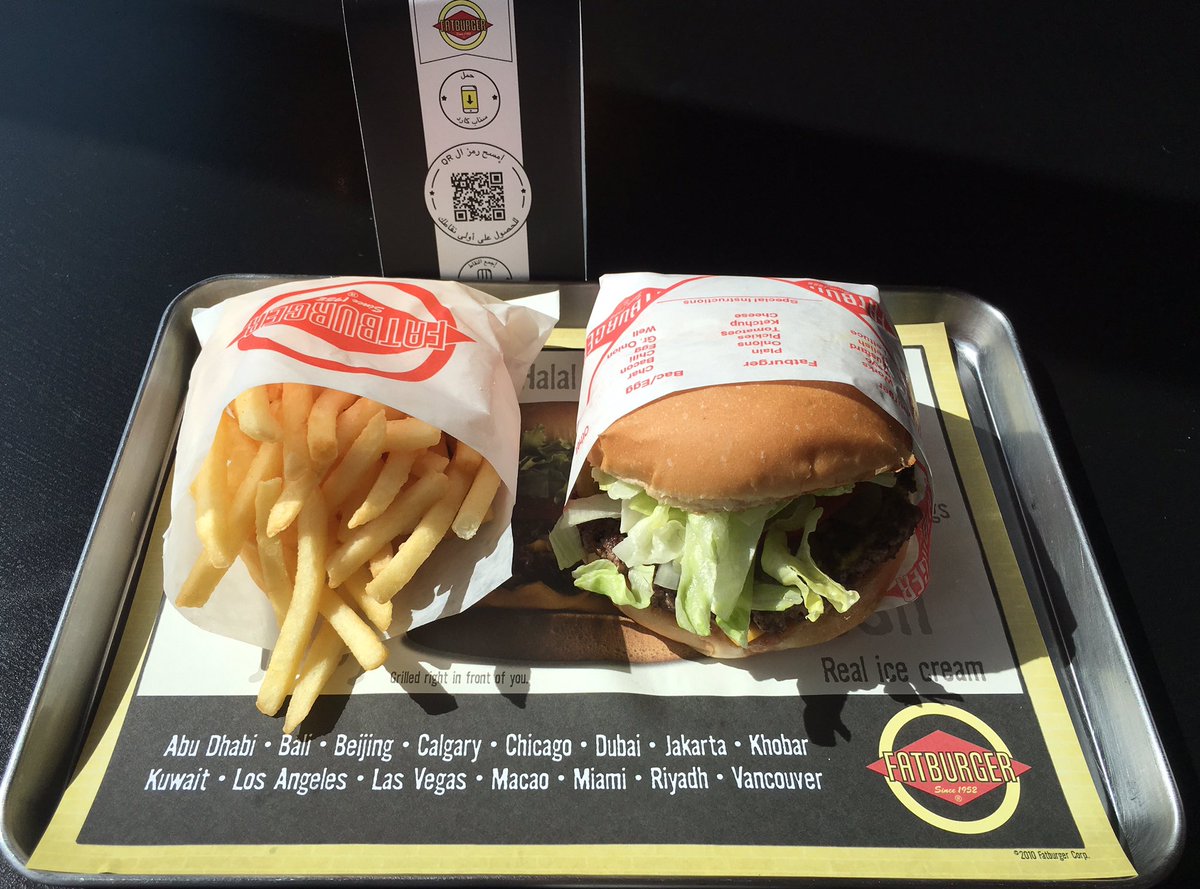 SnappCardKWT's tweet photo. Dinner @FATBURGERKW ? 📲 4 points & get any #burger! #snappcard #loyaltymatters #loyaltyapp #getrewarded #freefood https://t.co/hDKaJTeSSY