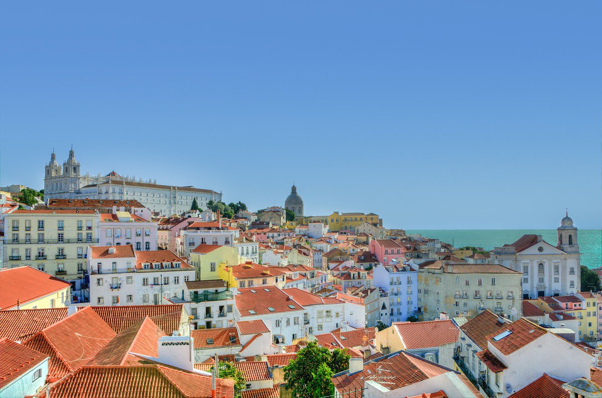 visitportugal's tweet photo. 25 Cool Things to Do in #Portugal This Summer for Digital Nomads and Startups https://t.co/fx0T6RNJkR via @flystein https://t.co/9q6BcVFojd