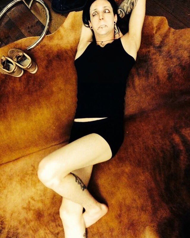 MONDAY MOTIVATOR
Keyboarder for sale. Oh wait, just take him for free (pleeeeeeeaaaaaaaase!) #lotl #lordofthelost