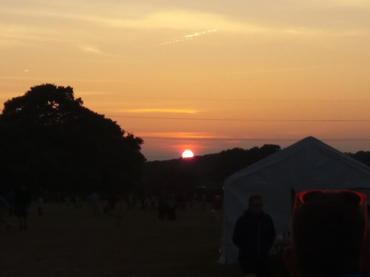 Sunday's sunset #ASJ2016  <a href="/AvonJamboree/">Avon Jamboree</a> <a href="/AvonScouts/">Avon Scouts</a> <a href="/cabotscouts/">Cabot Scout District</a> <a href="/28thbathampton/">28th Bath (Bathampton) Scout Group</a> <a href="/31stBathScouts/">31st Bath Scouts</a> @iBristolPeople