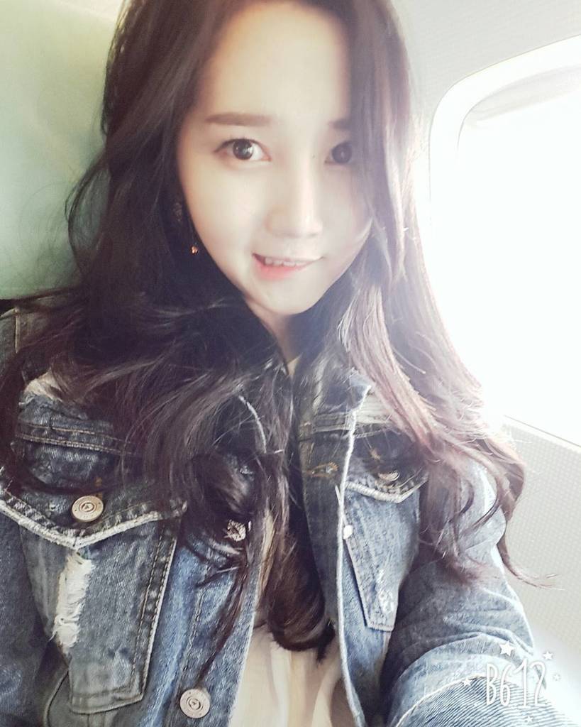 HVstagram's tweet photo. [YOOARASTAGRAM]#제주도#다녀오겠습니다
#촬영#오랜만이야#비행기야#날아라멀리 by chloe.yoo.73 https://t.co/EMz5hMl2lI
