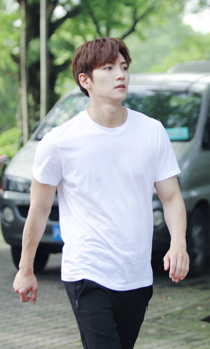 JcwThaiByNaja's tweet photo. (Fan Taken) "The Whirlwind Girl2 

Credit : @wwwook

#지창욱 #jichangwook https://t.co/6Tz8dcNAXk