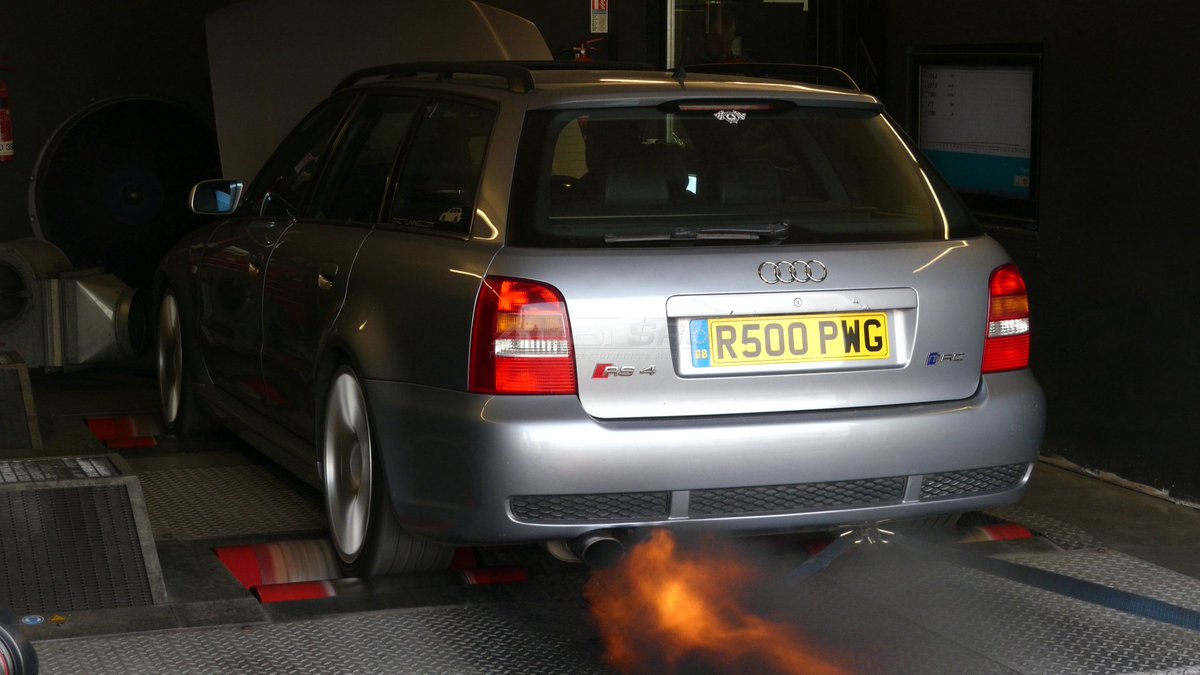 AudiSRS's tweet photo. A few more less subtle cars from our #dynoday
https://t.co/cvchZhEngs
#AudiSRS #MRCtuning #AudiTuner #ShootingFlames https://t.co/Gzi5TuHzfU