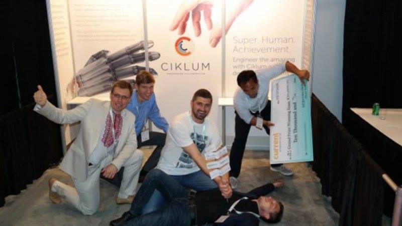 startupline's tweet photo. “Розумний” дефібрилятор українських розробників виграв хакатон #Сities Hakathon at Internet of Things World 2016 https://t.co/tsnT5nQvyN