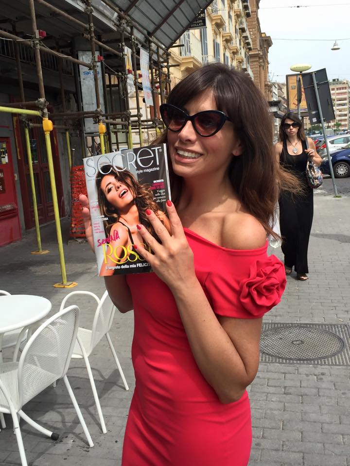 daniela_dadazu's tweet photo. @emytittocchia con Secret a Napoli per un'importante evento di sensibilizzazione sull'anoressia #Press https://t.co/gYVwyAie8i