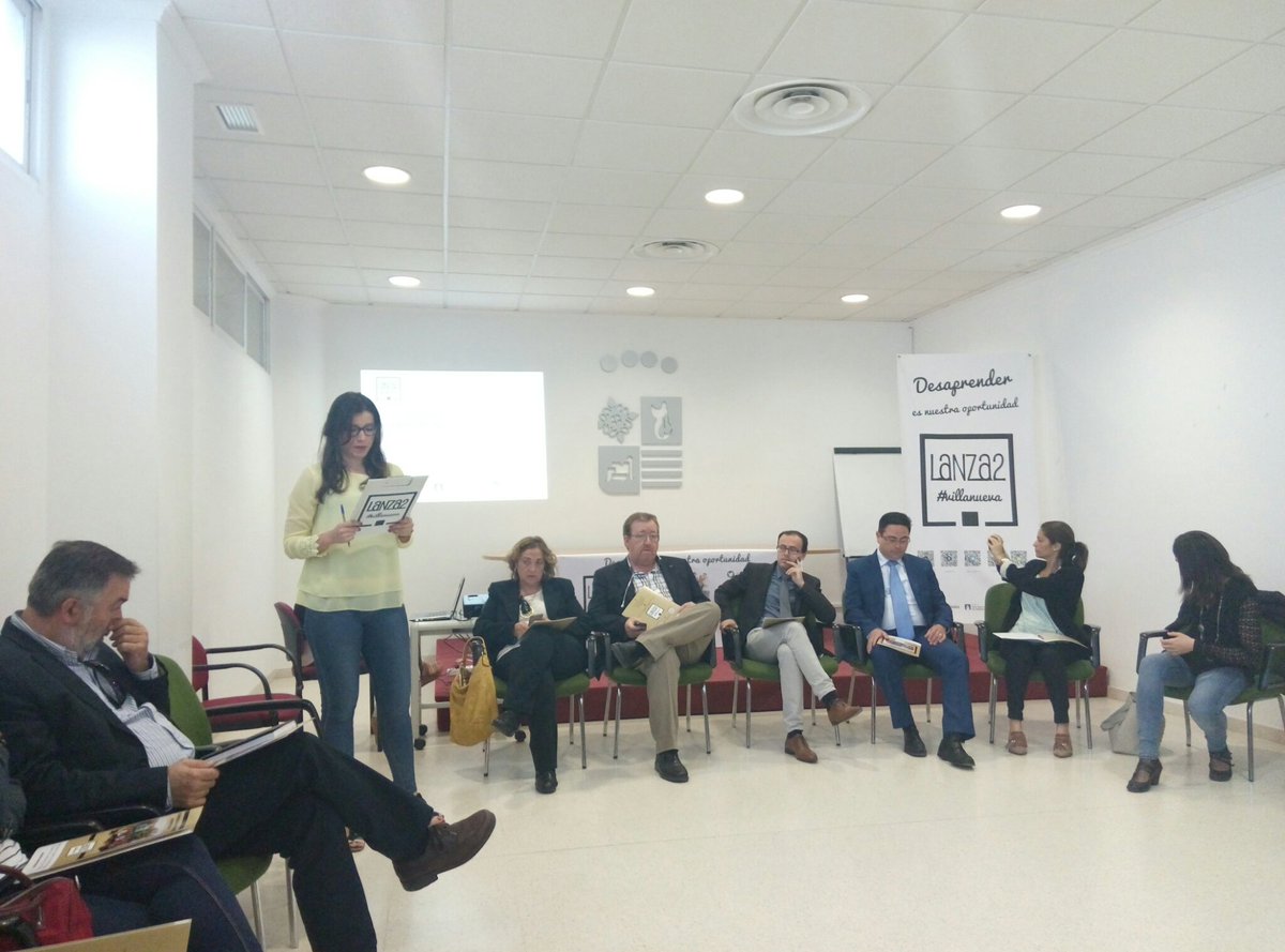 Lanza2vva's tweet photo. ...y finalizamos la #ClausuraLanza2Vva con nuestro Café #Networking , muy satisfechos de ésta gran experiencia. https://t.co/Tz7Kg6YoD4
