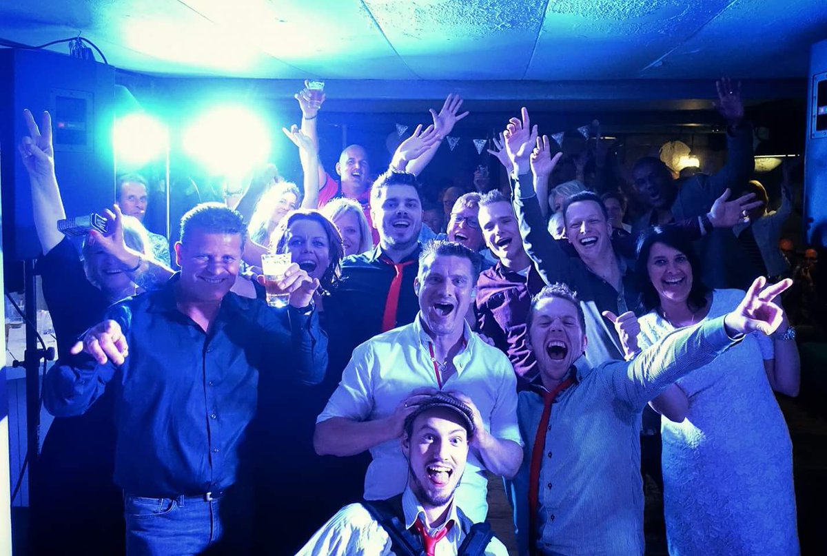 DeBijtels's tweet photo. Weekendreport. Weer 2 heerlijke gigs. #callantsoog #woest #vvwvf  #Zwolle @vvwvf https://t.co/dhiTeTeOZa