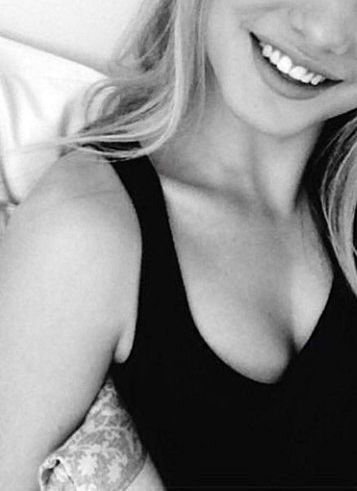 #yolo #ff 🌟ON LINE NOW 🌟 join me !
bit.ly/1sADsIo