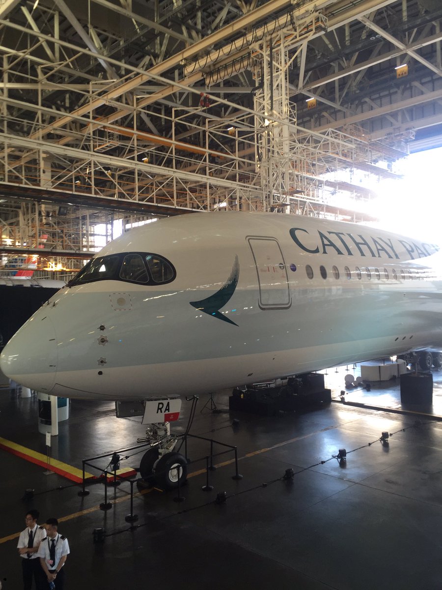 evansummerfield's tweet image. Hangar event to welcome the A350 to the Cathay Pacific Fleet and Hong Kong. #CathayPacific #A350 #Airbus