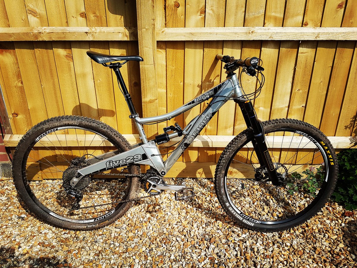 DeanHersey's tweet photo. T-minus 2 days till Fort William road trip begins! #megaexcite! #fortwilliamworldcup @TheNevisRange @orangebikes https://t.co/yYOb9h0MVK