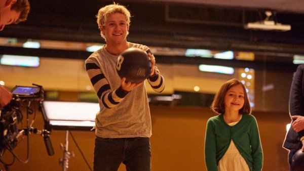 KiallerHoran's tweet photo. Niall surprising young cancer sufferers recently. The Niall that I absolutely know 
#NiallHoran https://t.co/4GMlFWBWJw