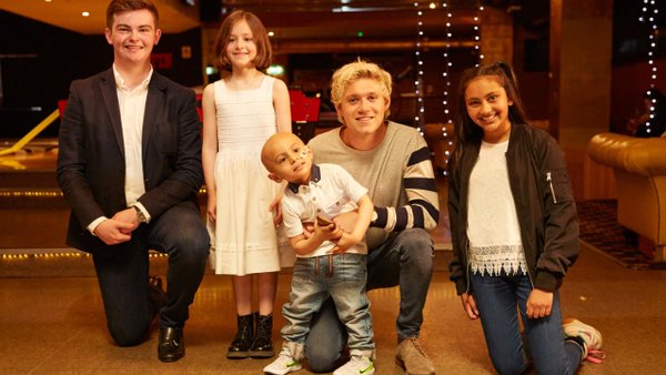 KiallerHoran's tweet photo. Niall surprising young cancer sufferers recently. The Niall that I absolutely know 
#NiallHoran https://t.co/4GMlFWBWJw