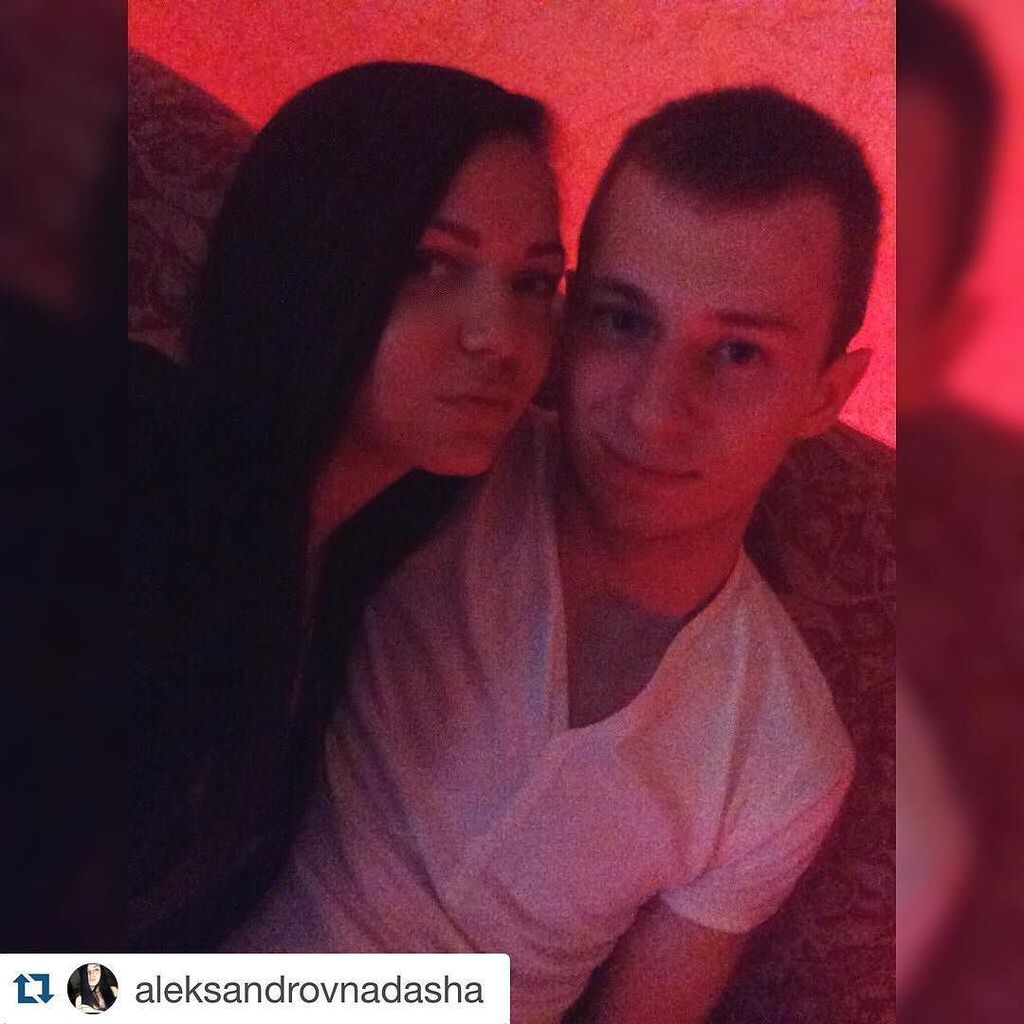 #Repost @aleksandrovnadasha
・・・
❤️ #love #follow #moment #myata_makeevka #мятамакеевка @myata_hookah #макеевка