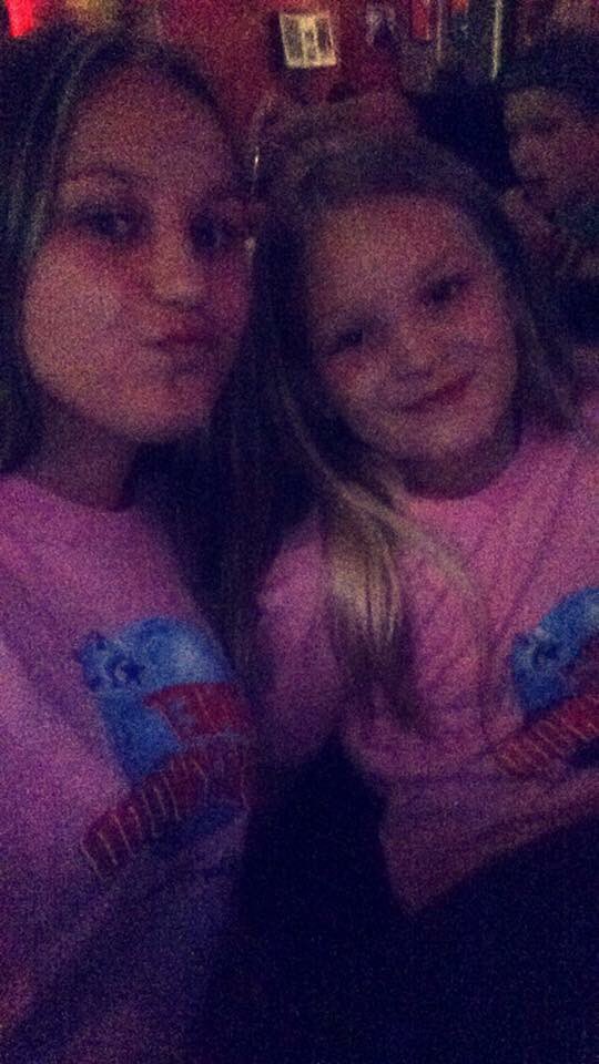 georgianadinex's tweet photo. Missing this little one😩
Hope she's having a nice time away🙈☀️❤️
#stepsister #florida2015 https://t.co/h4HN5AjLua