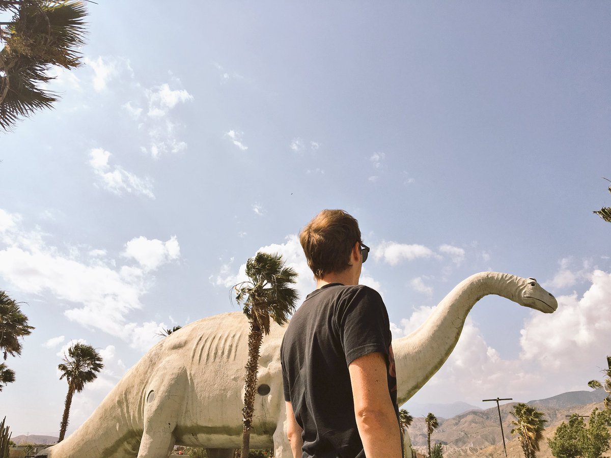 🌵 3rd unmissable stop during a trip to #PalmSprings 🌵 the <a href="/CABAZONDINOSAUR/">CABAZON DINOSAURS</a> to say hi to misters Diplo &amp; #TRex