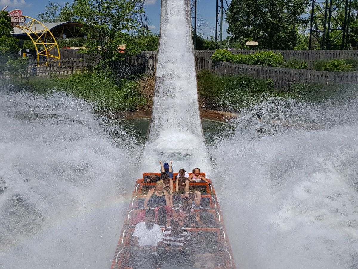 WDWParkHopper's tweet photo. It's not WDW, but having fun at #KingsIsland.  Happy Memorial Day! https://t.co/Qir7gslsMt