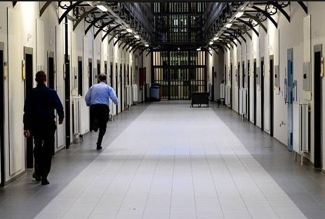 derodekabouter's tweet image. neo-liberalen willen #labille in het gevang, misschien zijn wij wel de volgende als we blijven doorgaan.....  #bpost