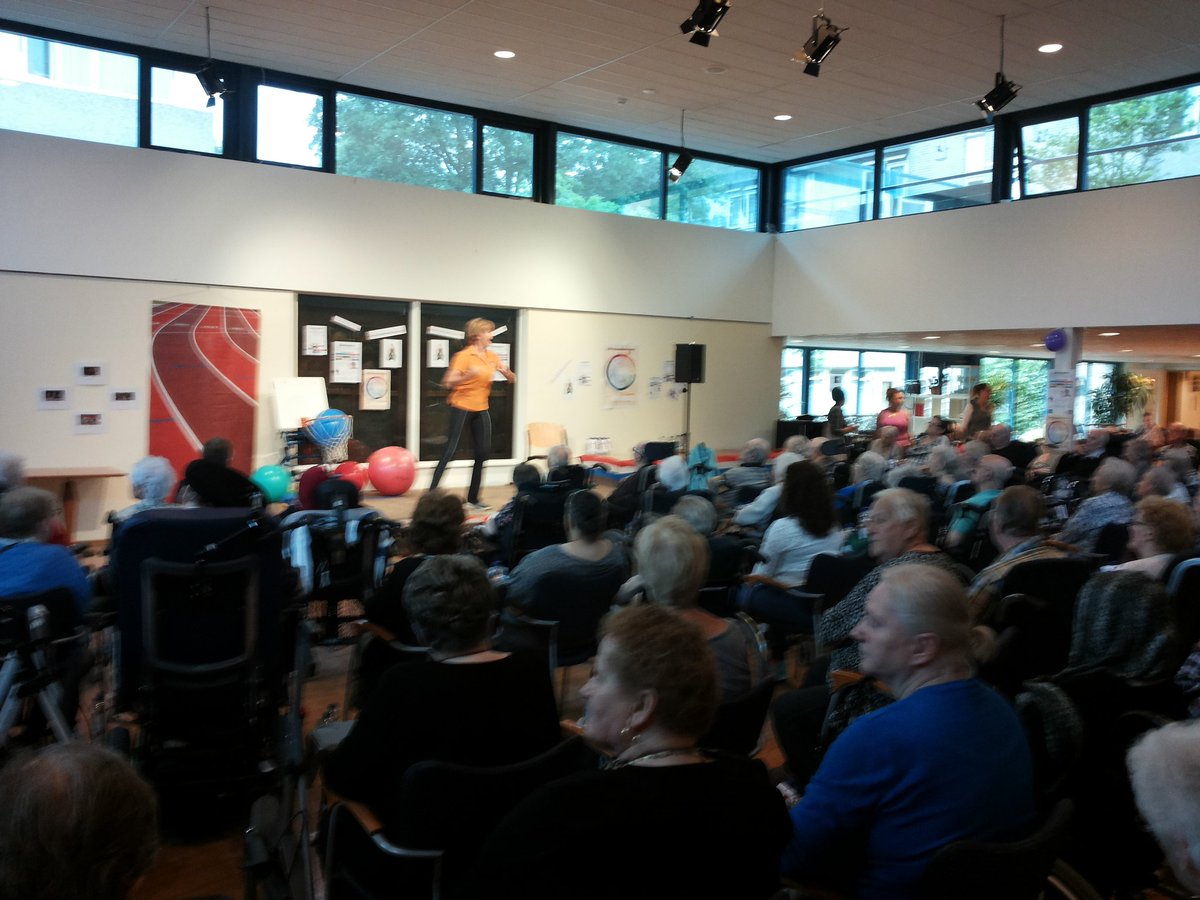 Opening beweeg week lokatie rosendeal met olga succes