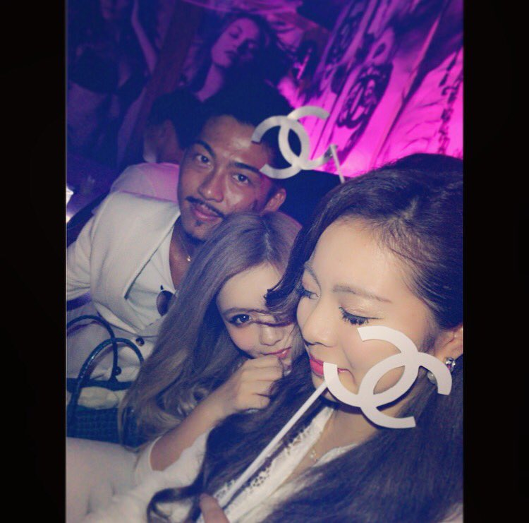 1112Miyu's tweet photo. 昨日✌︎✨

楽しかった〜🙈♡

#Whiteparty #inLux-Ria 👠💕 https://t.co/yK0RkaABxo