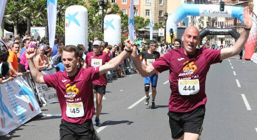 carlosfutsal10's tweet photo. Media Maratón de La Rioja, Objetivo conseguido ✊✌✌ https://t.co/6KRorjdtgk
