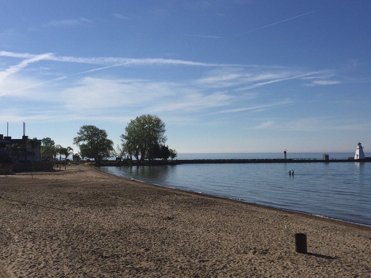 ChantalZ's tweet image. A gorgeous morning on #PortDover beach...it must be Monday #offtowork #wishitwasabeachday